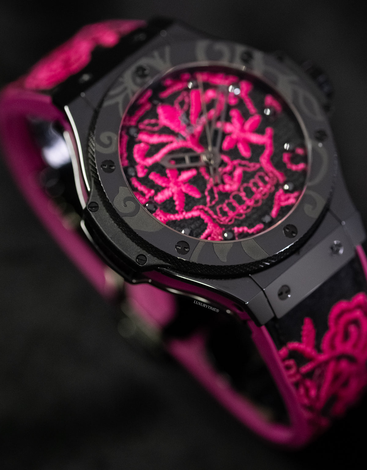 Hublot Big Bang Broderie Sugar Skull Fluo Hot Pink Unisex Watch - image 4