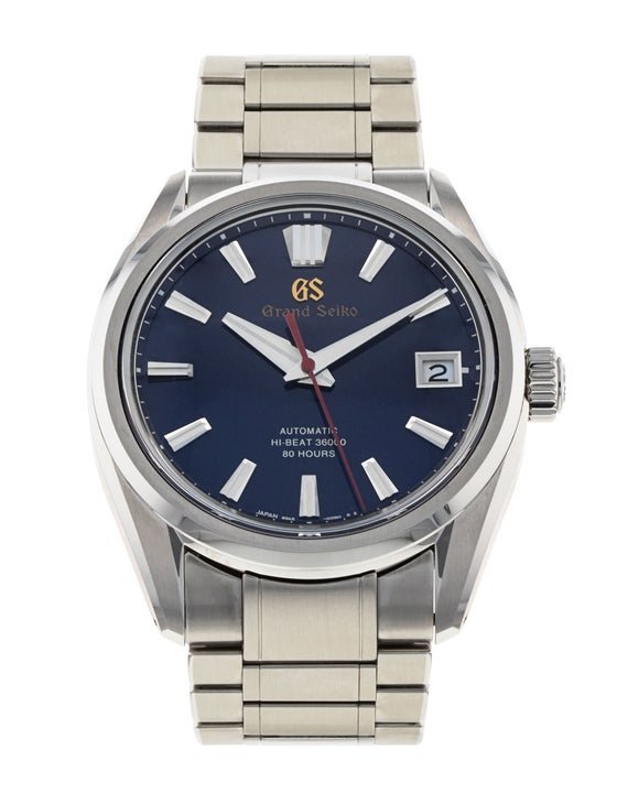 Grand Seiko dial catching angled light